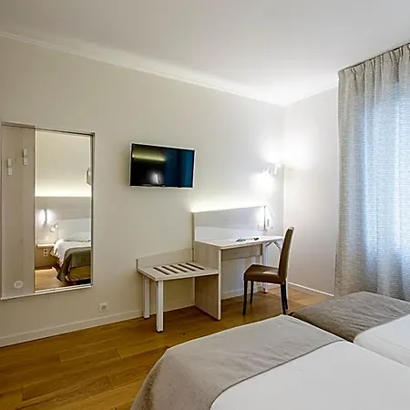 Hotel L'orée Du Bois Vittel