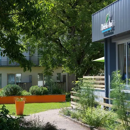 L'oree Du Bois Hotell Vittel